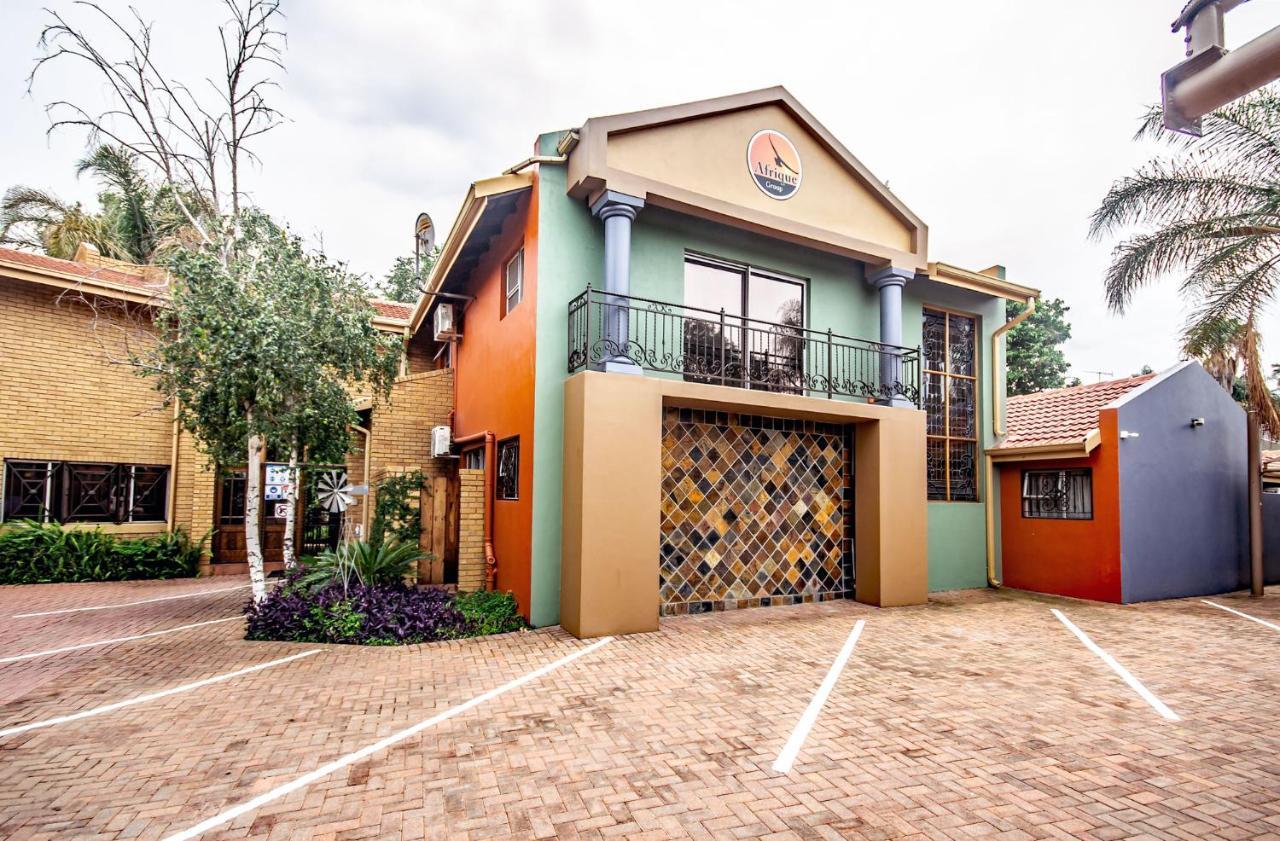 Sunward Park Guest House & Conference Center Boksburg Exterior foto