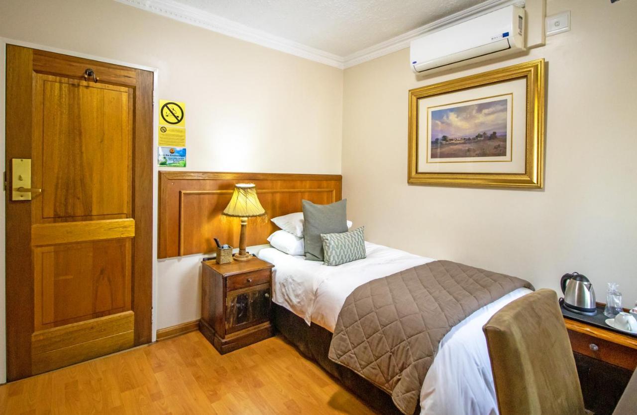 Sunward Park Guest House & Conference Center Boksburg Zimmer foto